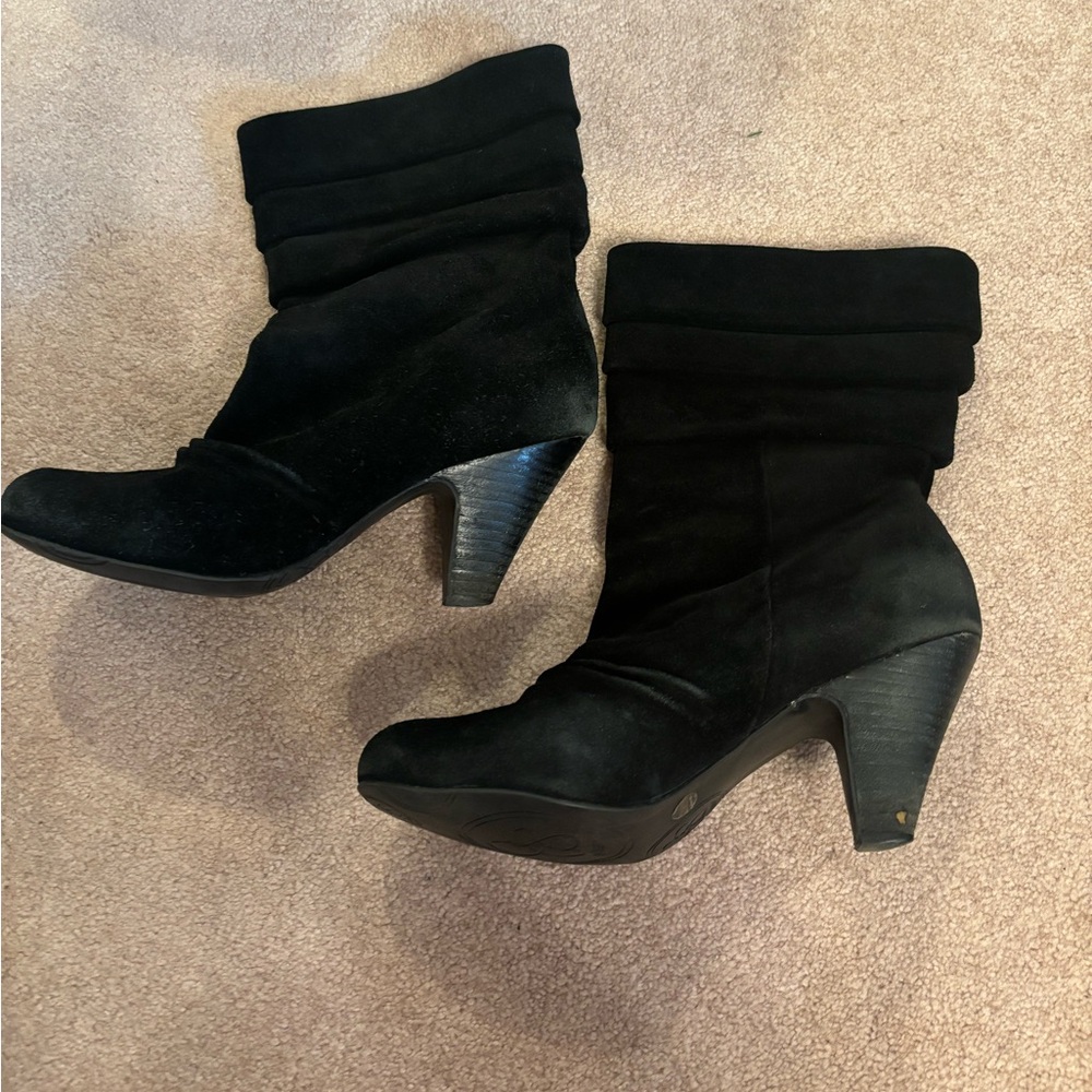 Black Jessica Simpson heeled boots